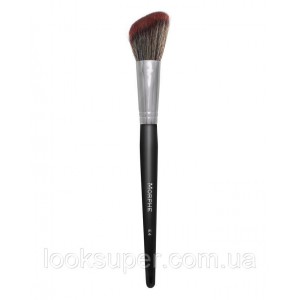 Кисть Morphe Elite Angled Contour Brush (E4)