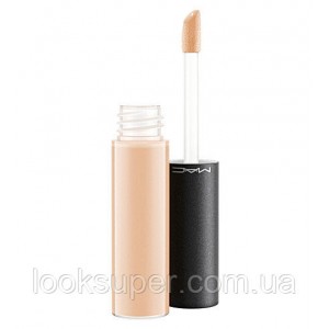 Жидкий консилер  MAC Select Moisturecover