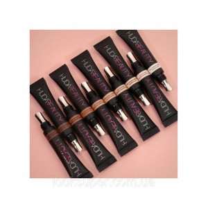 Консилер Huda Beauty Overachiever Concealer (20 оттенков)