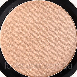  Пудра люминайзер IT Cosmetics Hello Light. 