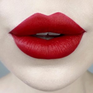 Помада для губ KAT VON D 10th Anniversary Studded Kiss Crème Lipstick SANTA SANGRE 3.4g