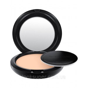 Компактная пудра MAC Next To Nothing Pressed Powder