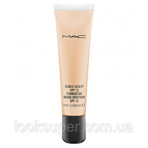 Тональная основа MAC Studio Sculpt SPF 15 Foundation