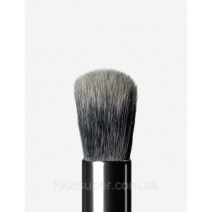 Кисть косметическая Anastasia Beverly Hills A6 buff and blend brush
