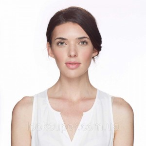 Кремовые румяна TATA HARPER Volumising Lip and Cheek Tint - VERY CHARMING