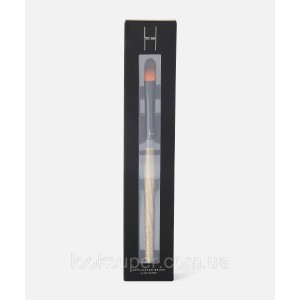 Кисточка для консилера LINDA HALLBERG  Applicator Brush 305