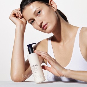 Очищающее средство для кожи ELEMIS  Dynamic Resurfacing Facial Wash  200m
